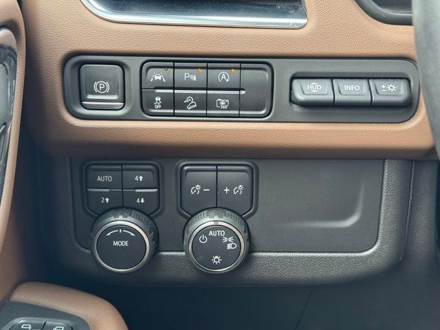 2023 Chevrolet Suburban High Country