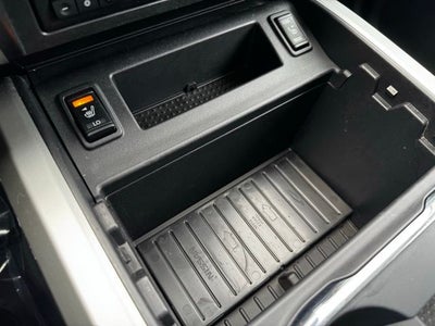 2020 Nissan Titan SV