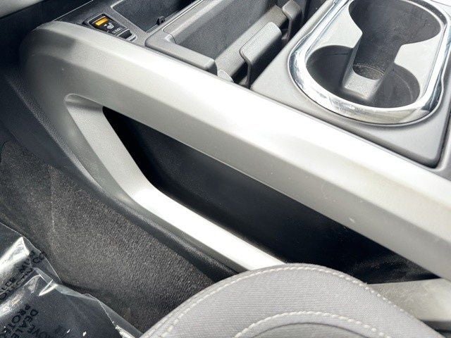 2020 Nissan Titan SV