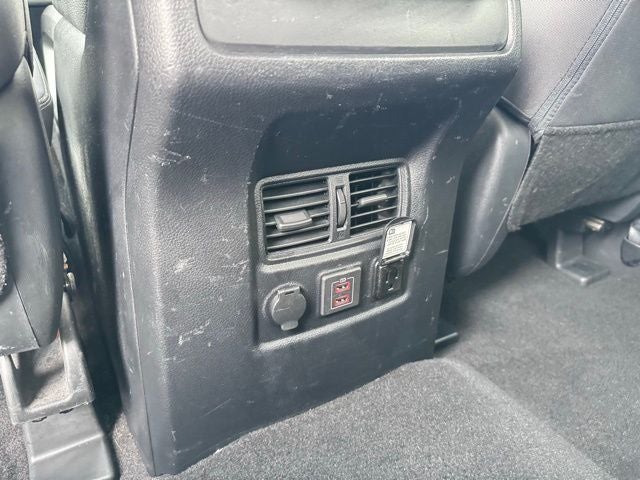 2020 Nissan Titan SV