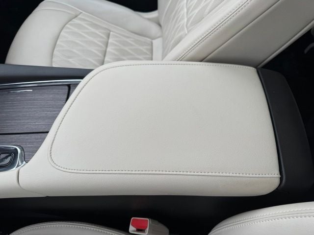 2022 Buick Enclave Avenir