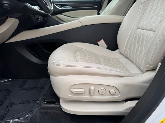 2022 Buick Enclave Avenir