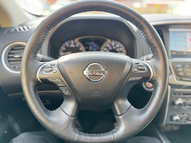 2020 Nissan Pathfinder SL