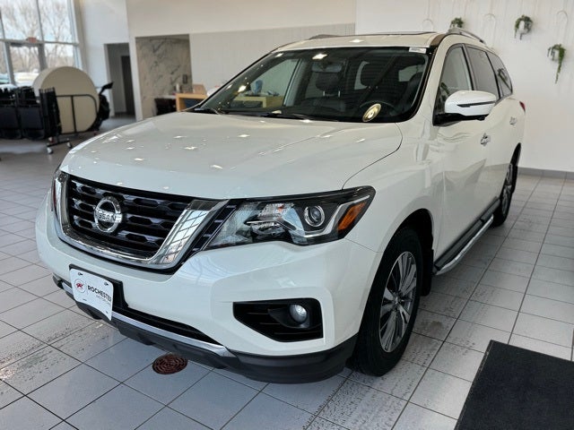 2020 Nissan Pathfinder SL