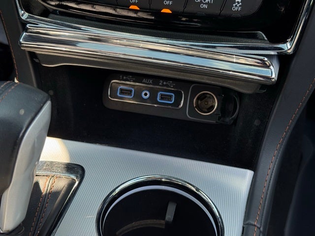 2020 Jeep Grand Cherokee Summit