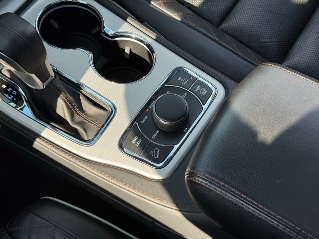 2020 Jeep Grand Cherokee Summit