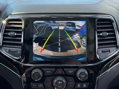 2020 Jeep Grand Cherokee Summit