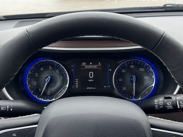 2023 Chrysler Voyager LX