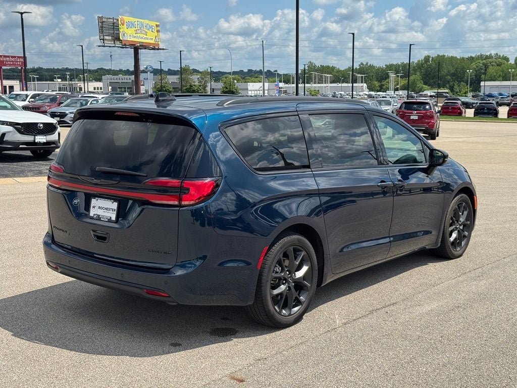 2025 Chrysler Pacifica Limited