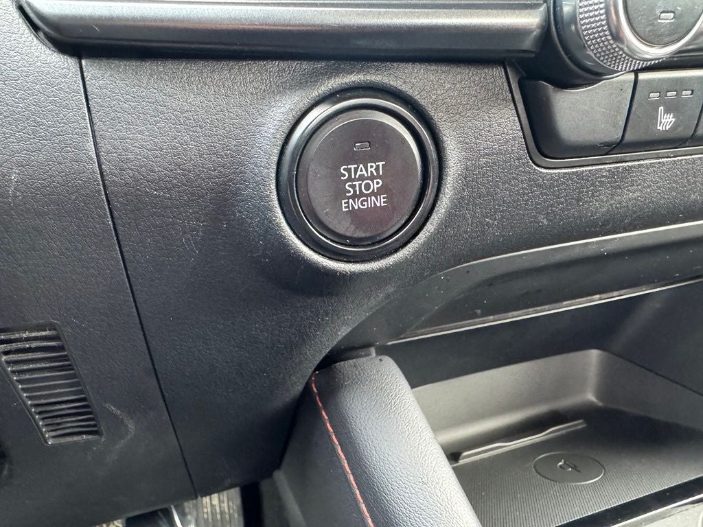 2024 Mazda Mazda3 2.5 Carbon Turbo