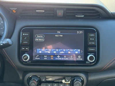 2022 Nissan Kicks SR