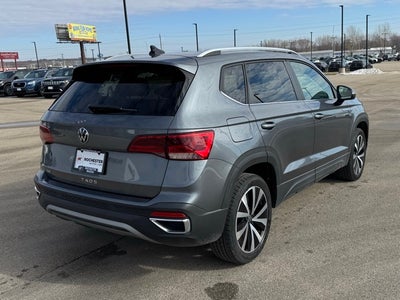 2023 Volkswagen Taos 1.5T SE