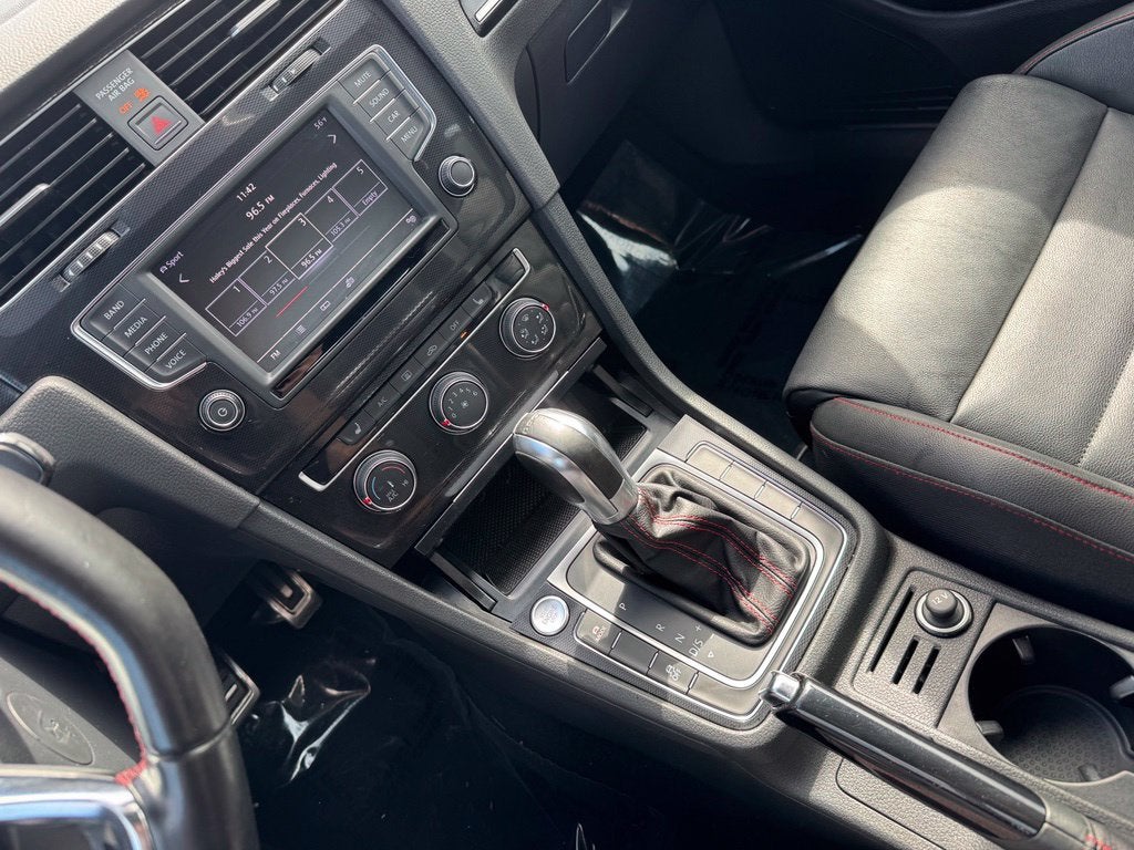 2017 Volkswagen Golf GTI SE