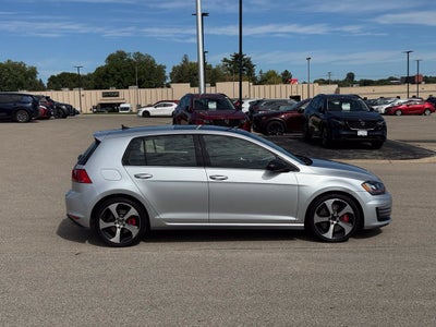 2017 Volkswagen Golf GTI SE