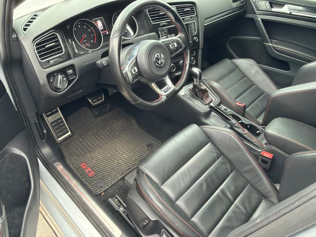 2017 Volkswagen Golf GTI SE