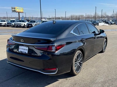 2025 Lexus ES 300h