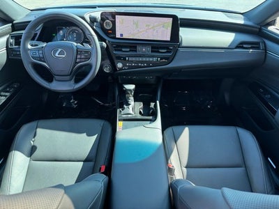 2025 Lexus ES 300h