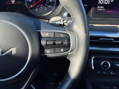 2024 Kia K5 EX w/ Panoramic Sunroof + Heated Steering Wheel