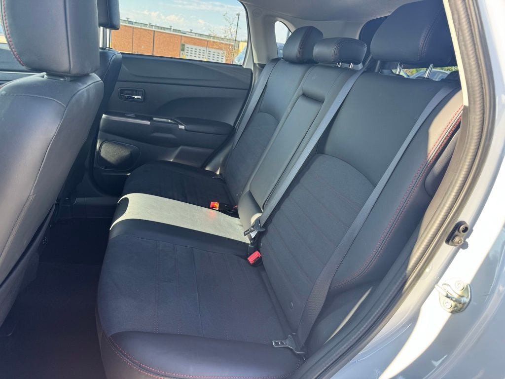 2025 Mitsubishi Outlander Sport 2.0 ES