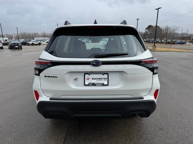 2025 Subaru Forester Base