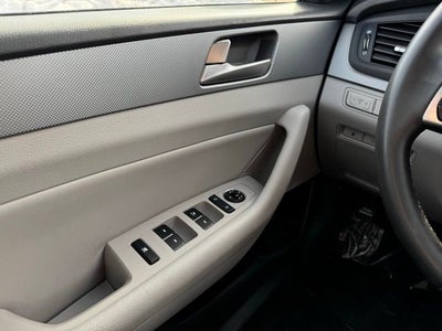 2019 Hyundai Sonata Hybrid SE