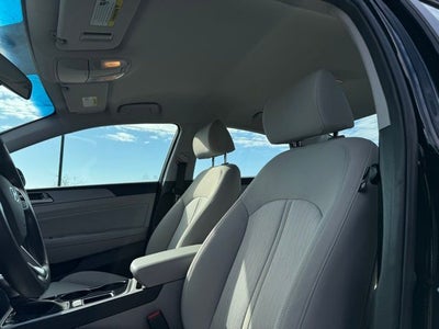 2019 Hyundai Sonata Hybrid SE