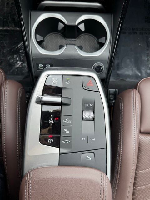 2025 BMW X1 xDrive28i w/ Panoramic Moonroof