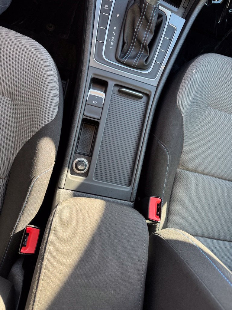 2016 Volkswagen e-Golf SE