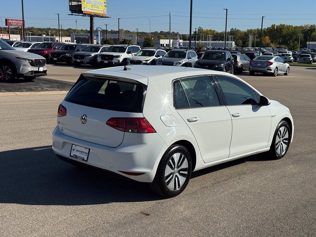 2016 Volkswagen e-Golf SE