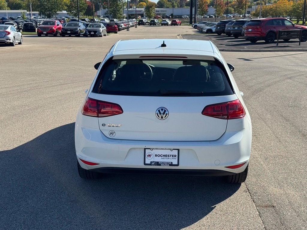 2016 Volkswagen e-Golf SE