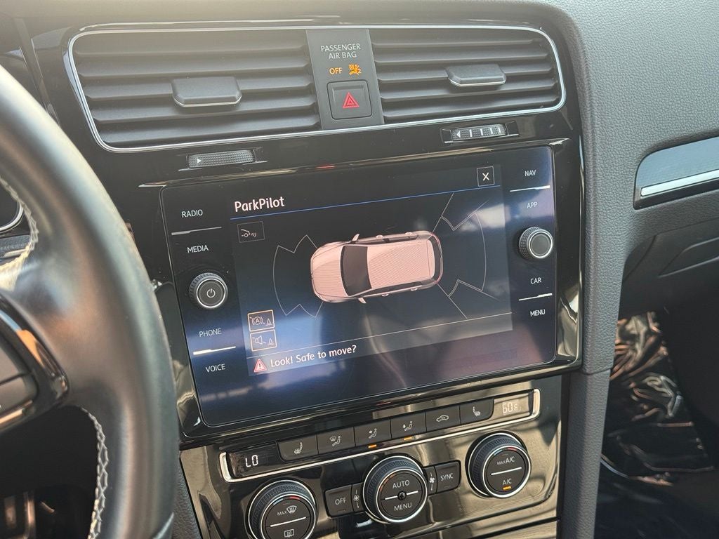 2019 Volkswagen Golf R DCC & Navigation 4Motion
