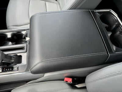 2025 Ford F-150 Lightning Flash w/ Heated Steering Wheel