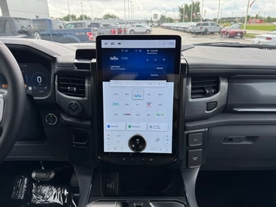 2025 Ford F-150 Lightning Flash w/ Heated Steering Wheel