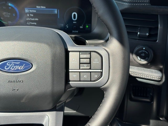 2025 Ford F-150 Lightning Flash w/ Heated Steering Wheel