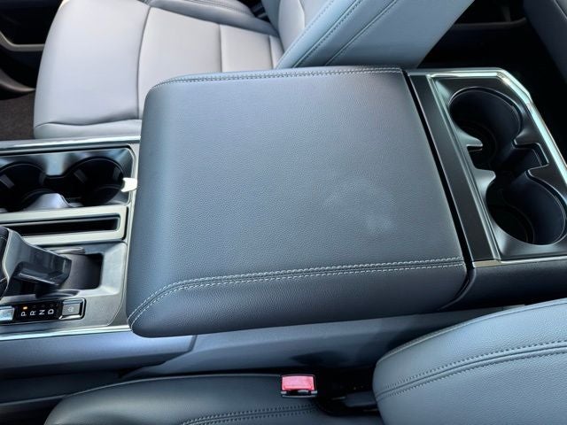 2025 Ford F-150 Lightning Flash w/ Extended Range Battery + Mobile Cord