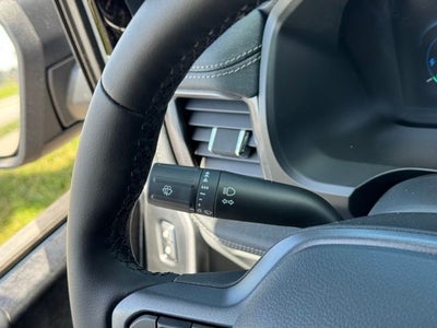 2025 Ford F-150 Lightning Flash w/ Extended Range Battery + Mobile Cord