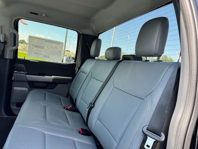 2025 Ford F-150 Lightning Flash w/ Extended Range Battery + Mobile Cord