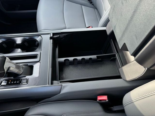 2025 Ford F-150 Lightning Flash w/ Mobile Power Cord + Heated Steering Wheel