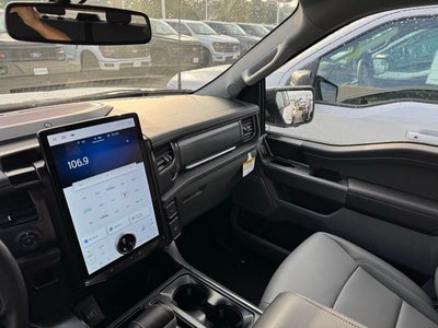 2025 Ford F-150 Lightning Flash w/ Mobile Power Cord + Heated Steering Wheel