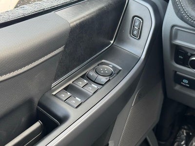 2025 Ford F-150 Lightning Flash w/ Mobile Power Cord + Heated Steering Wheel