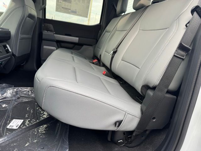 2025 Ford F-150 Lightning Flash w/ Mobile Power Cord + Heated Steering Wheel