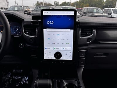 2025 Ford F-150 Lightning Flash w/ Extended Range Batt