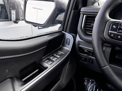 2025 Ford F-150 Lightning Flash w/ Extended Range Batt