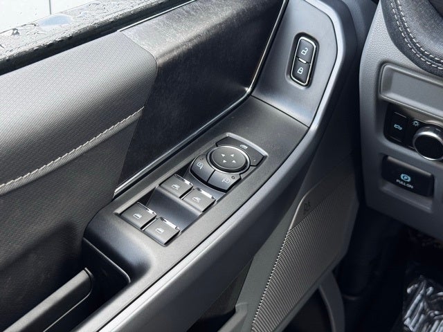 2025 Ford F-150 Lightning Flash w/ Extended Range Batt