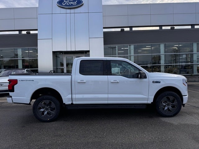 2025 Ford F-150 Lightning Flash w/ Extended Range Batt