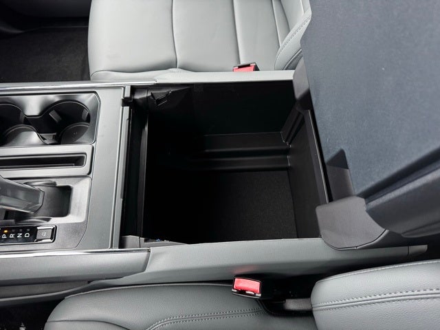 2025 Ford F-150 Lightning Flash w/9.6KW Pro Power Onboard + Max Tow