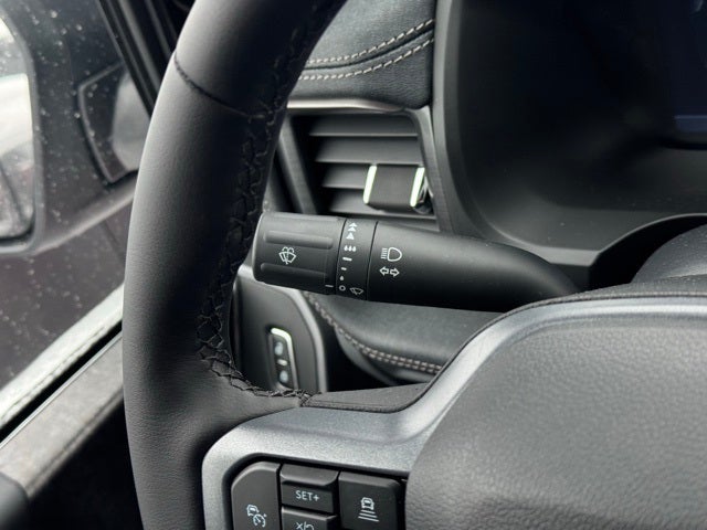 2025 Ford F-150 Lightning Flash w/9.6KW Pro Power Onboard + Max Tow