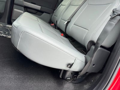 2025 Ford F-150 Lightning Flash w/9.6KW Pro Power Onboard + Max Tow