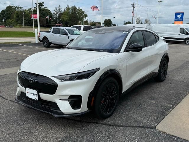 2025 Ford Mustang Mach-E Premium w/ Sport Appearance Pack + Panoramic Fixed-Glass R