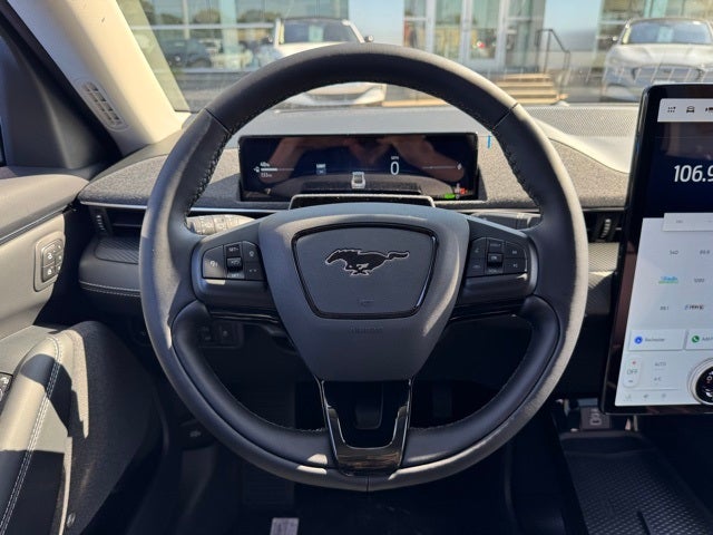 2025 Ford Mustang Mach-E Premium w/Extended Range